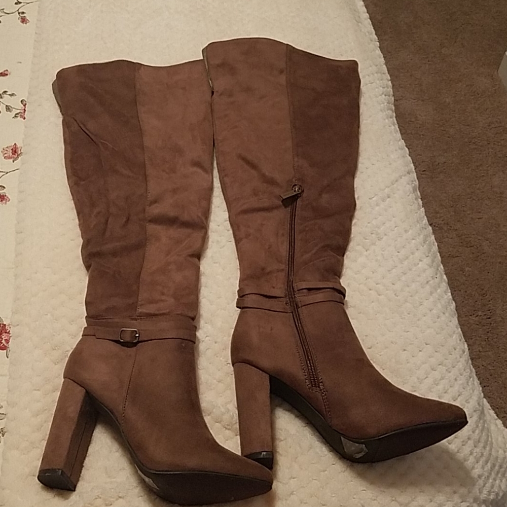 Over the knee boots
